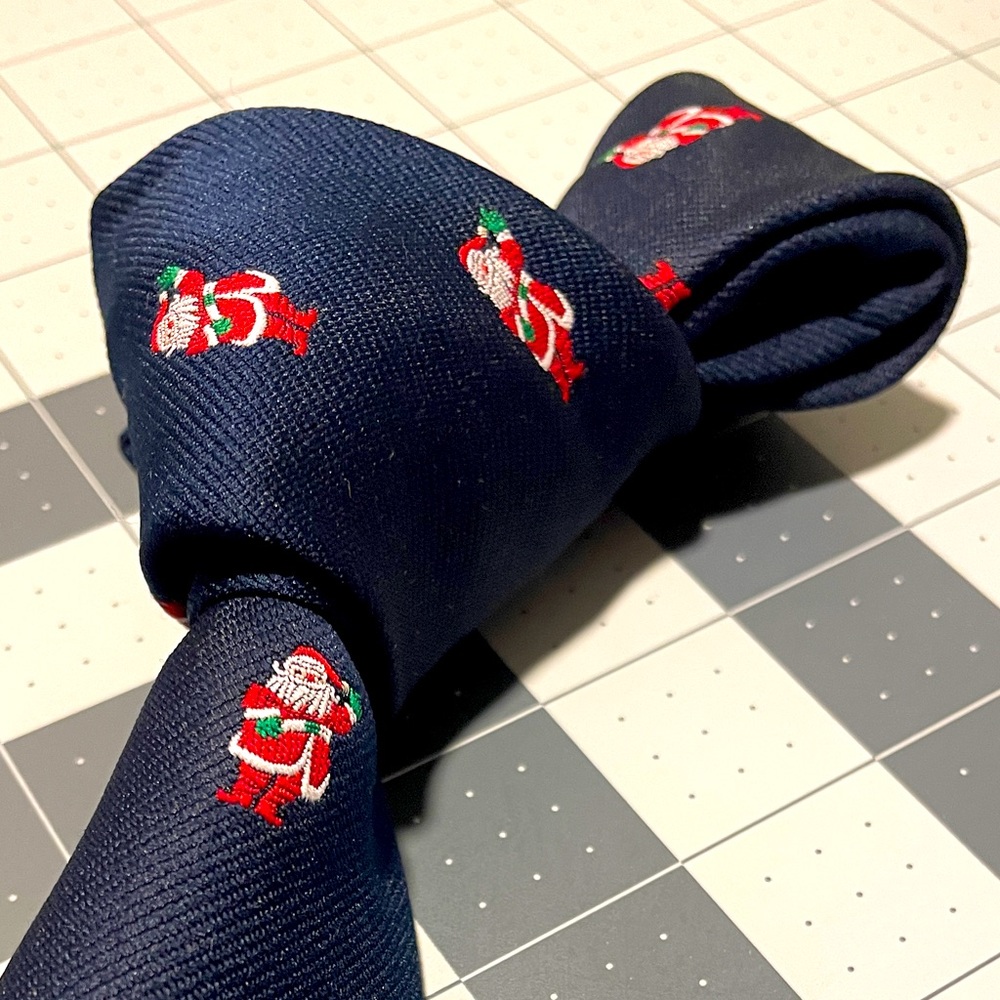 Vintage Necktie | Cape Cod Neckwear | Navy Blue | Allover Print AOP Santa